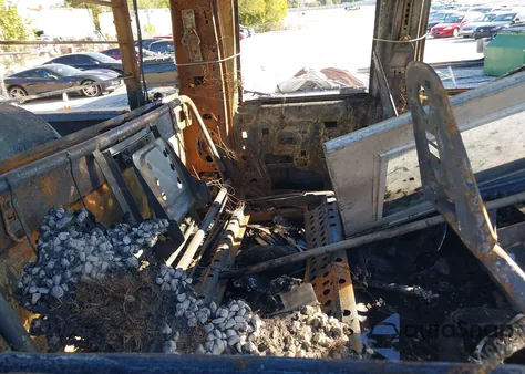 2002 Ford F-350 Lariat/Xl/Xlt из США, поврежденный, VIN 1FTSW31S12EA50744